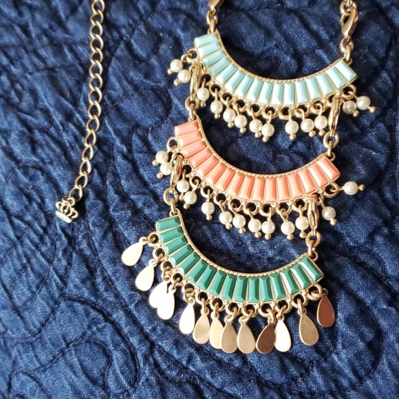 Reversible Fiesta Gold Necklace Premier Designs - Picture 5 of 9